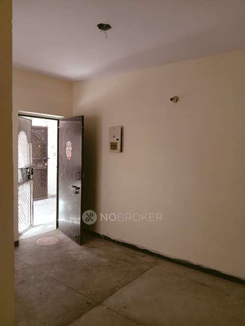 1 BHK Flat In Dda Flats, Pocket D, Loknayak Puram, Bakkarwala, Delhi, India For Sale  In Mundka Metro Station
