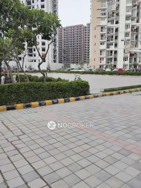 2 BHK Flat In Logix Blossom Greens  For Sale  In Sector 143
