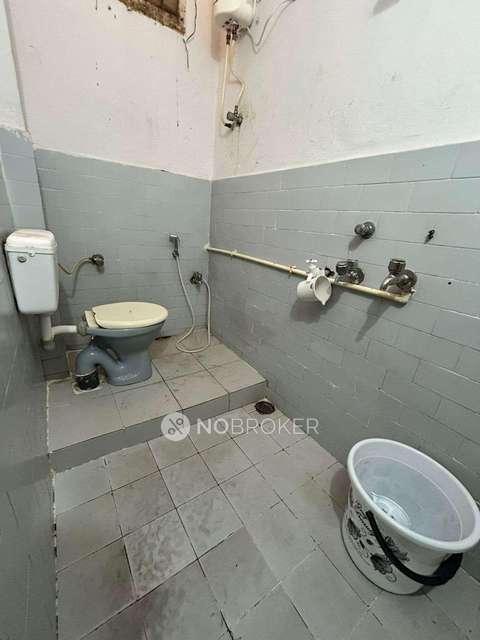 2 BHK Flat In Rent For 2bh House - B27 Srisainivas Karlobagh For Sale  In 12-2-709a2, Karol Bagh Rd