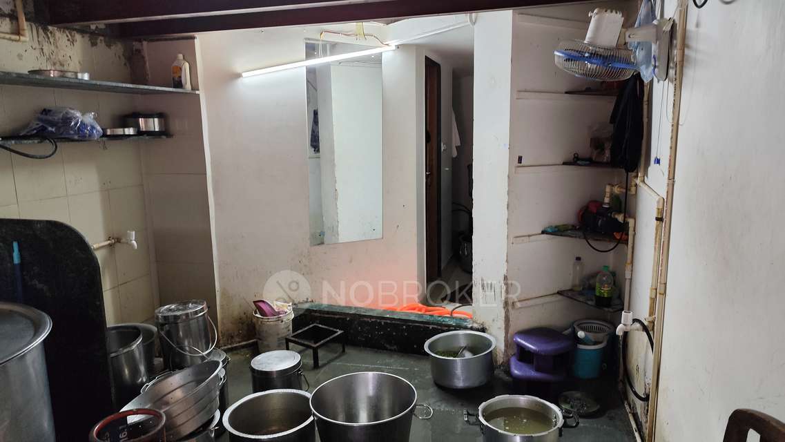 Shop in Chembur, Mumbai for sale 