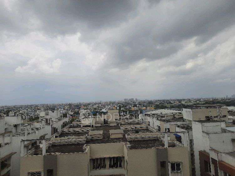 2 BHK Flat In Lakeside 3 For Sale  In Silversky Lakeside3