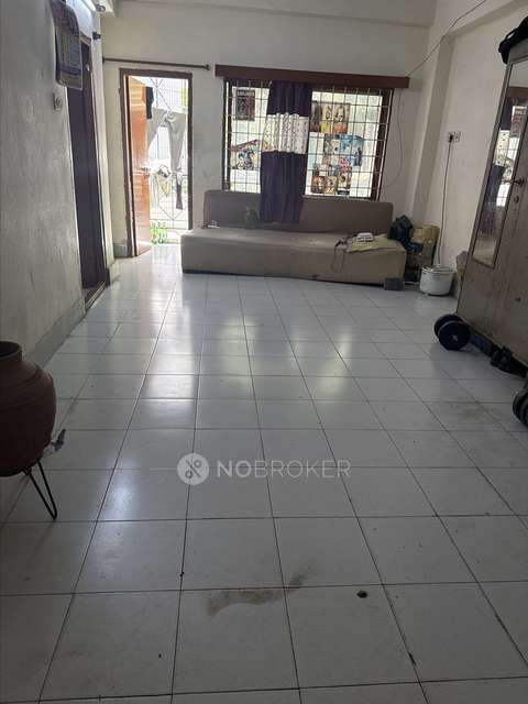 Shared Room for Male In 3 BHK  In Leelanagar
