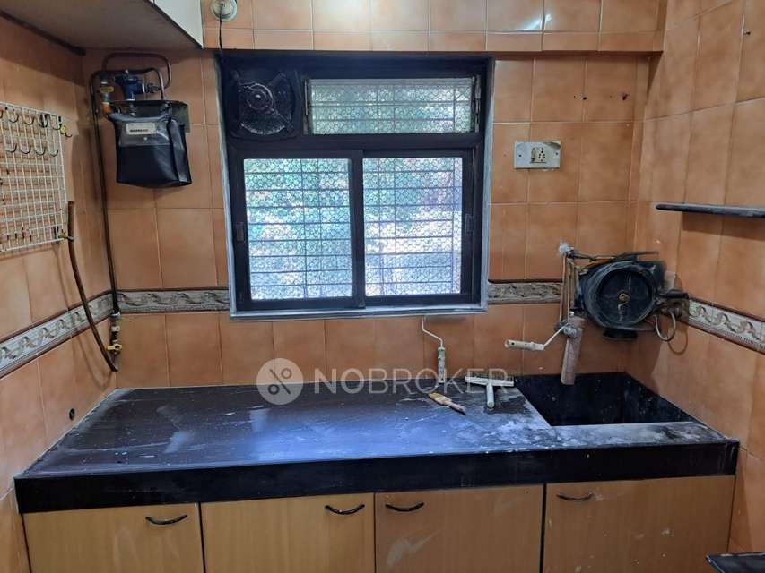 2 BHK Flat In Rachna Garden Primrose Chs Mulund Colony For Sale  In Mulund Colony