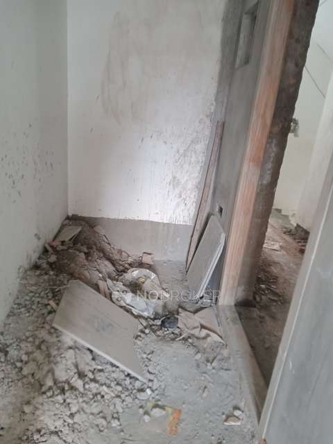 2 BHK Flat In Orchid For Sale  In Medavakkam