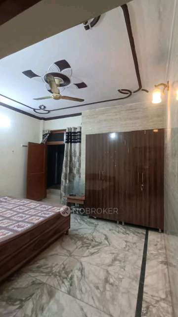 1 BHK Flat In Apartment  for Rent  In Ashok Vihar Phase 2