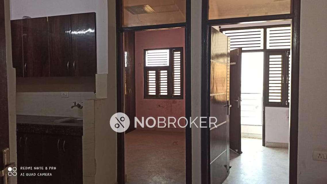 2 BHK Flat In Standalone Building  For Sale  In Rohini