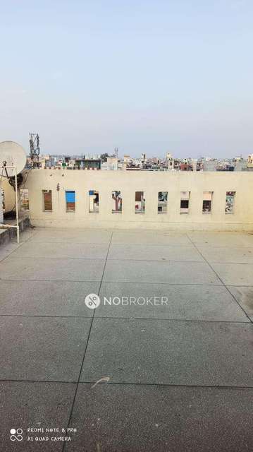 2 BHK Flat In Standalone Building  For Sale  In Rohini