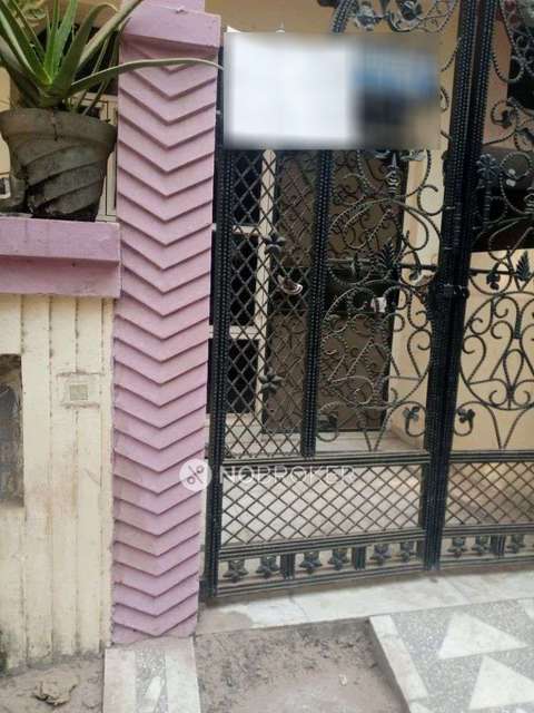 1 RK House for Rent  In Sector 43