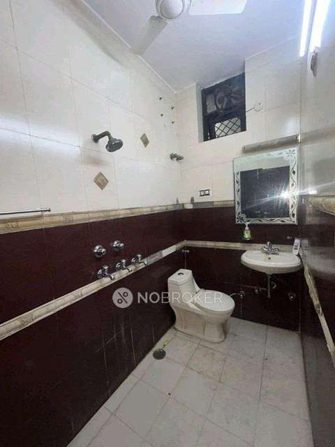 3 BHK House For Sale  In Model Town 