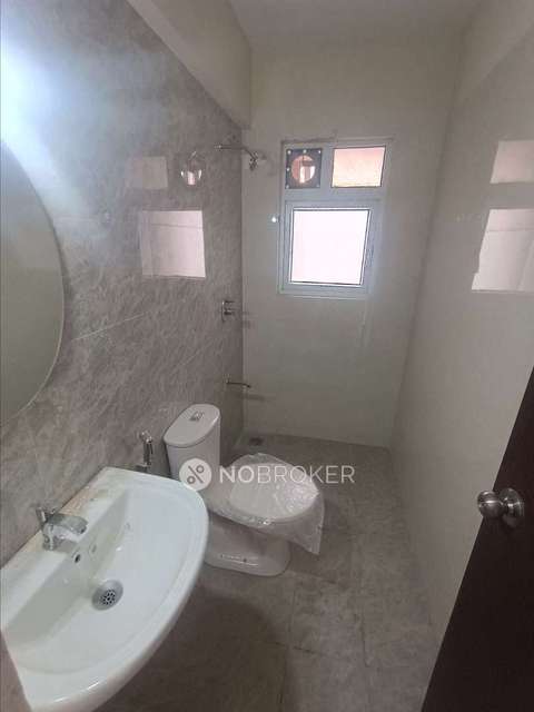 2 BHK Flat In Nl Krishna For Sale  In Sn Dubey Road