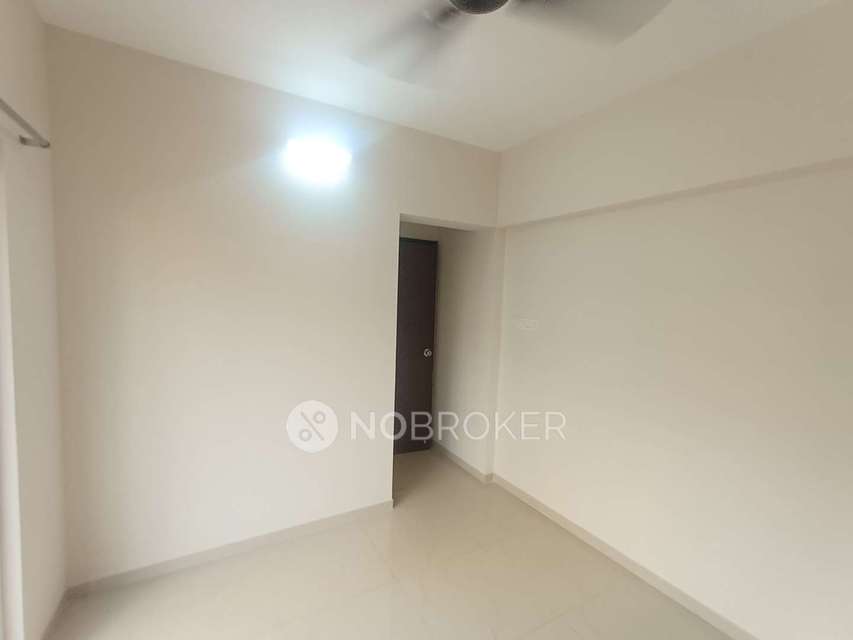 2 BHK Flat In Nl Krishna For Sale  In Sn Dubey Road
