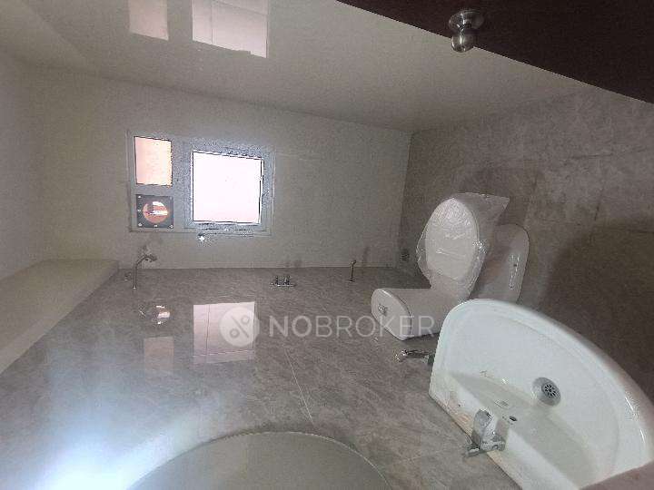 2 BHK Flat In Nl Krishna For Sale  In Sn Dubey Road