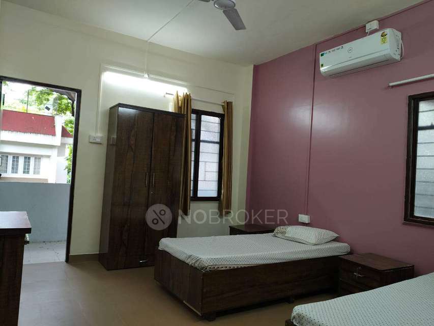 PG for Girls in Shivajinagar