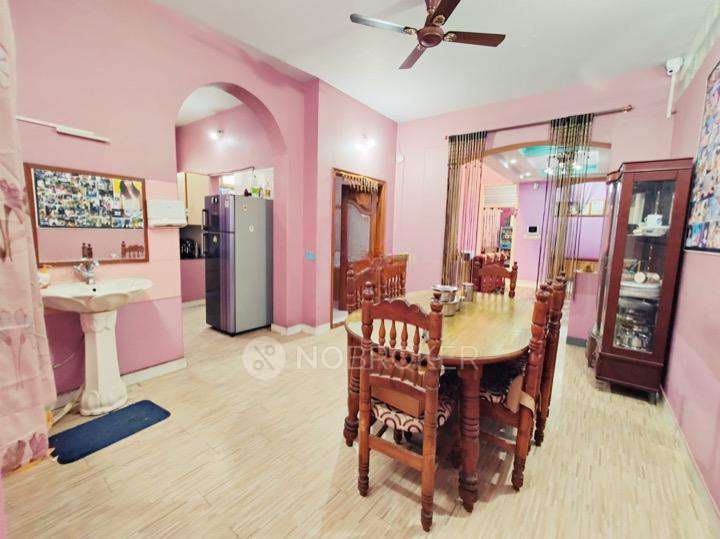 4+ BHK House For Sale  In 4th B Main Rd