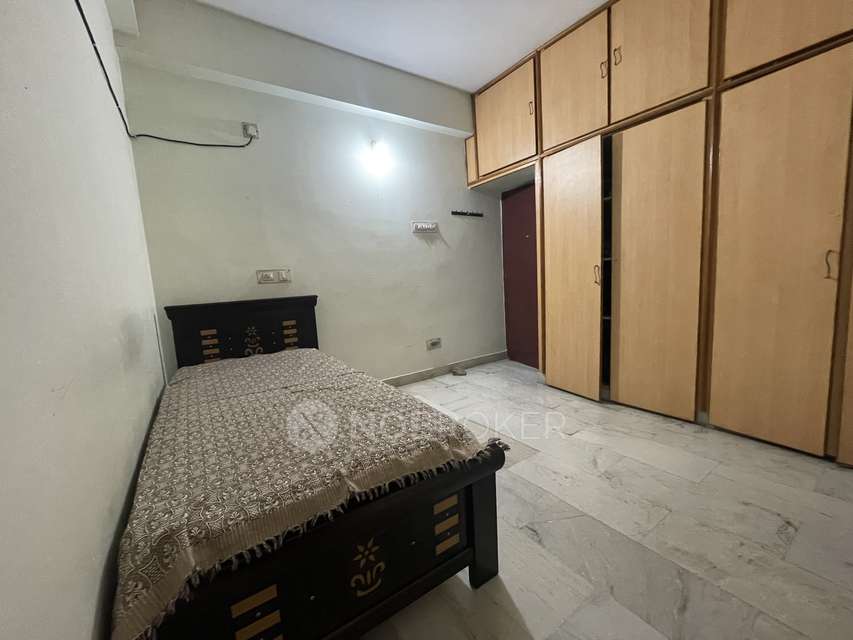 3 BHK Flat In Gsk Towers For Sale  In Kukatpally