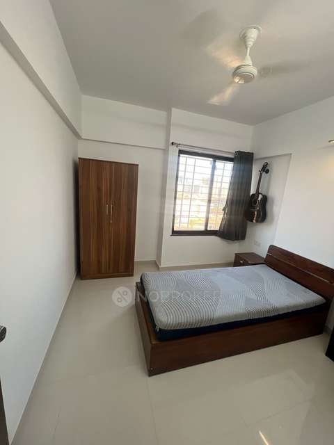2 BHK Flat In Roshan Milestone for Rent  In Tathawade