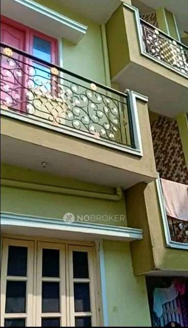 4+ BHK House For Sale  In  Kadugondanahalli