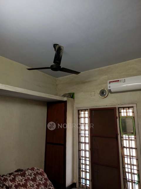 2 BHK Flat In Hari Priya Homes For Sale  In Saligramam,