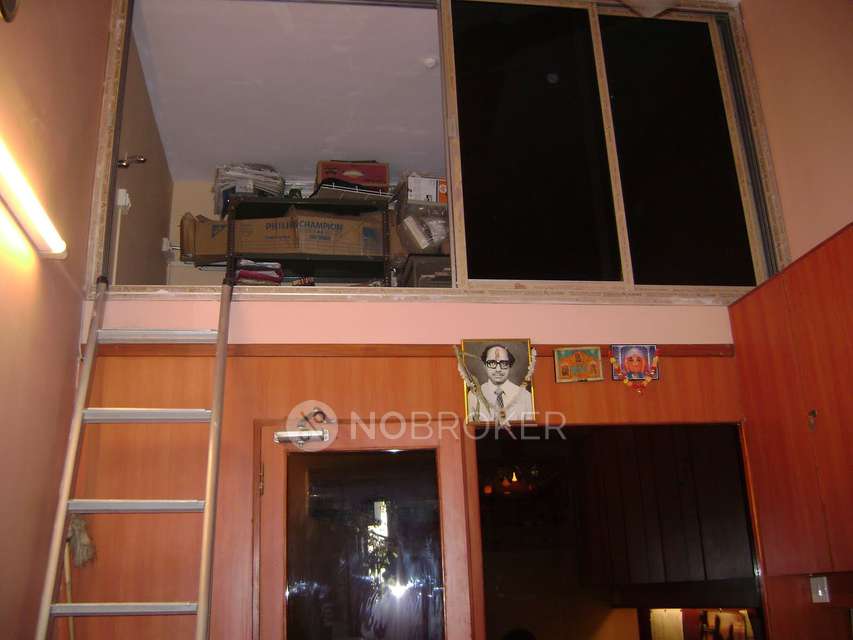 Shop in  Dadar West, Mumbai for sale 