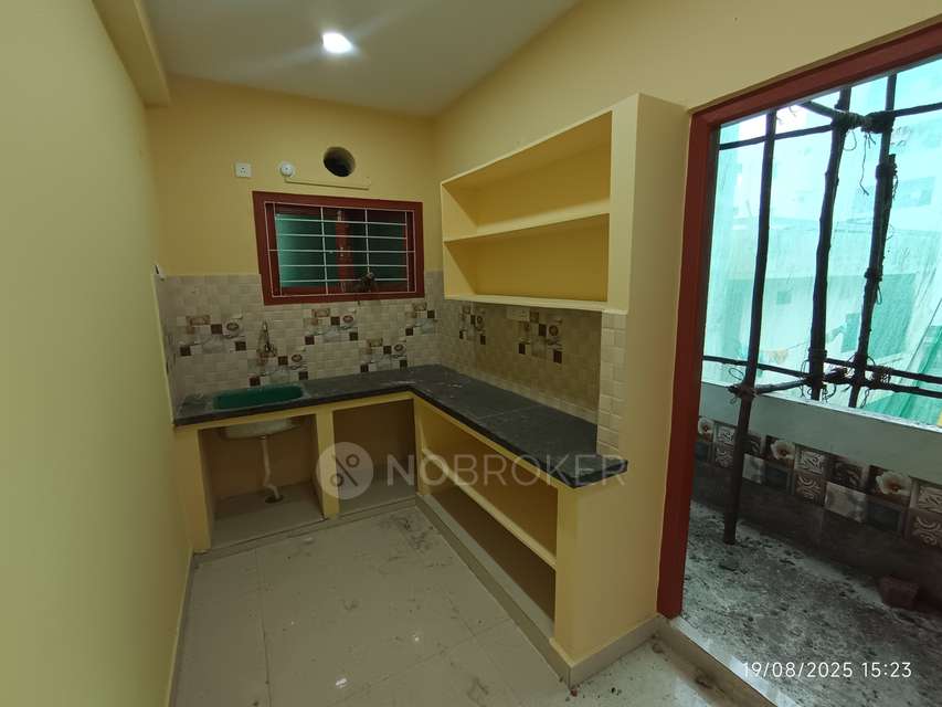 2 BHK Flat In Ganapati Nilayam For Sale  In Bandlaguda Jagir