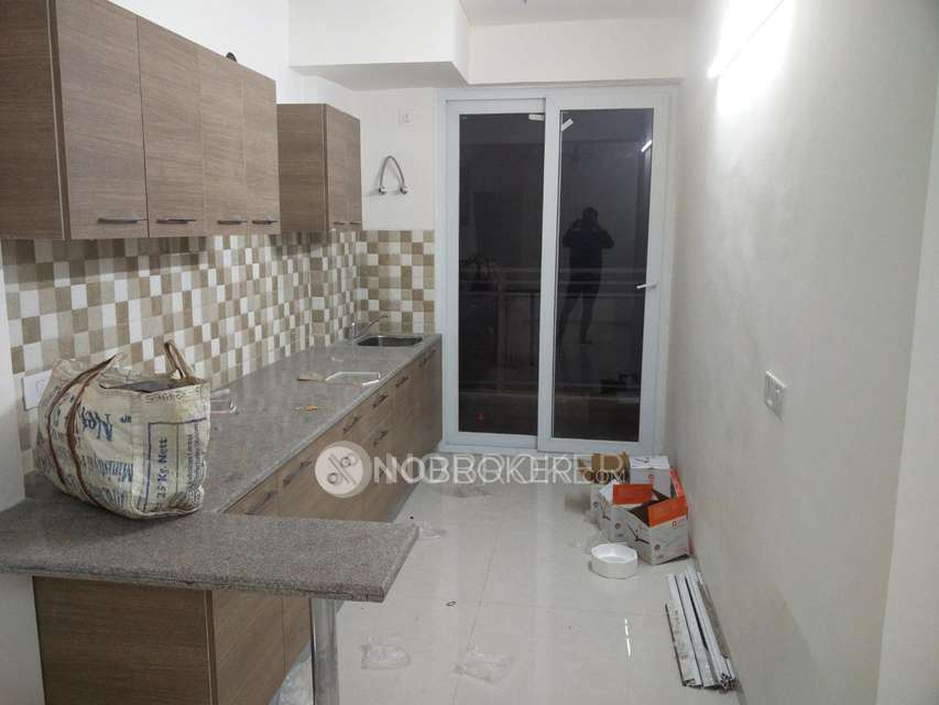 3 BHK Flat In Tulip Violet For Sale  In Sector 69