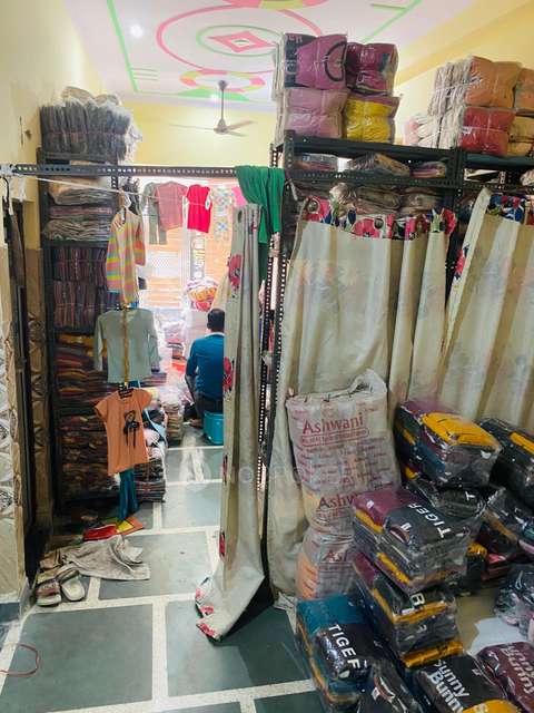 Shop in Shahdara, Delhi for Rent 