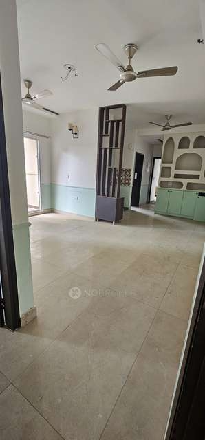 2 BHK Flat In Elite Golf Greens, Sector 79 For Sale  In Sector 79