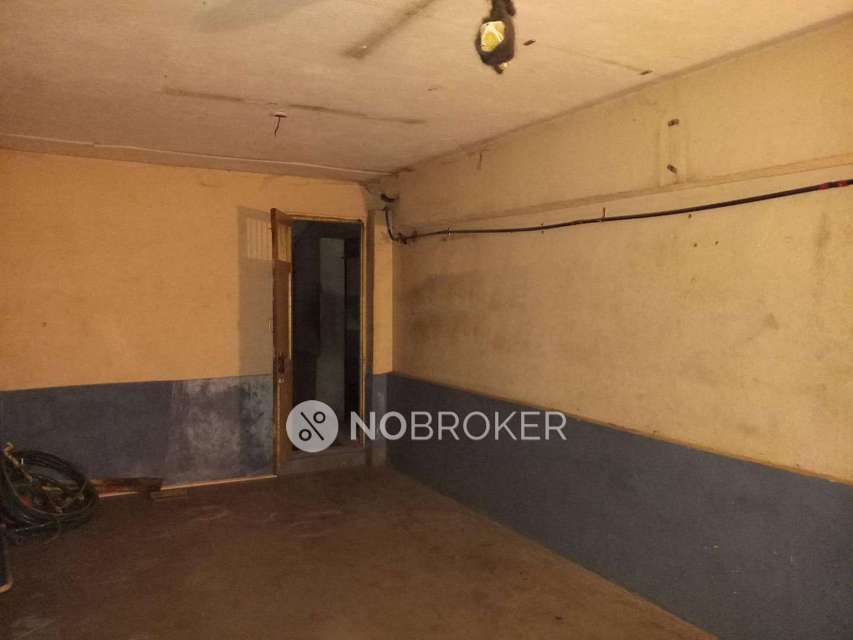 Godown/Warehouse in New Tharagupet, Bangalore for sale 