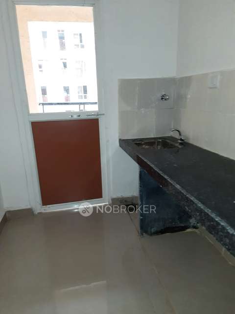 1 BHK Flat In Db Ozone  For Sale  In Dahisar East