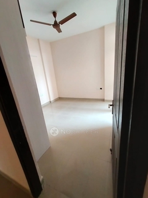 2 BHK Flat In Divine Meadows for Rent  In Sector 108