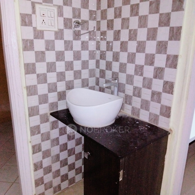 1 BHK Flat In Dreams Aakruti, Bulding D1, Kale-padal, Hadapsar for Rent  In Hadapsar