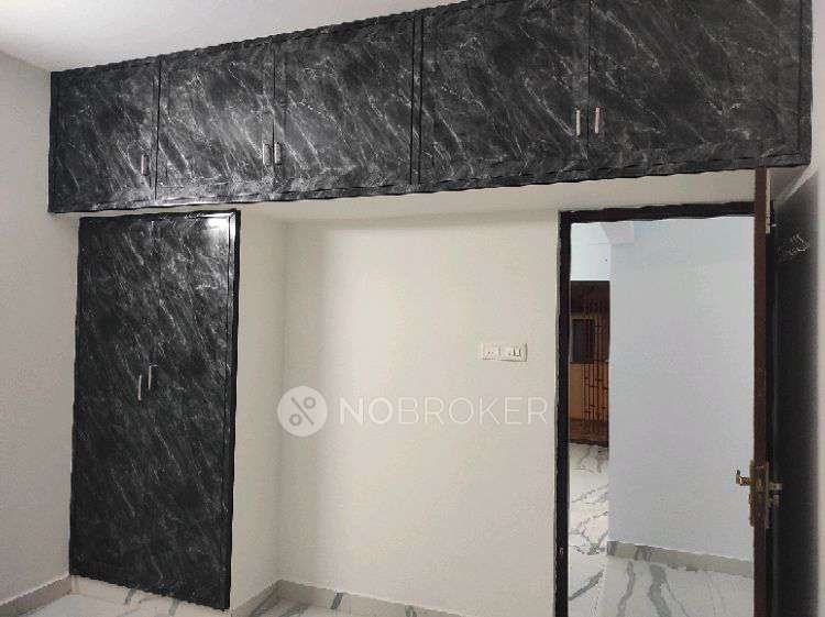 2 BHK House for Rent  In Gopalapueam Vicknarajapuram 3rd Extc, Rg Nagar, Santhosapuram, Medavakkam, Chennai, Tamil Nadu 600073, India