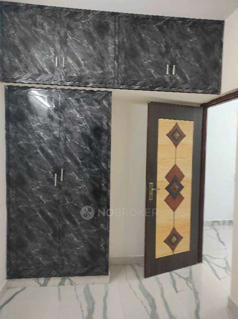 2 BHK House for Rent  In Gopalapueam Vicknarajapuram 3rd Extc, Rg Nagar, Santhosapuram, Medavakkam, Chennai, Tamil Nadu 600073, India