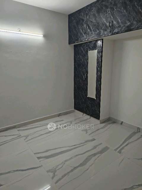 2 BHK House for Rent  In Gopalapueam Vicknarajapuram 3rd Extc, Rg Nagar, Santhosapuram, Medavakkam, Chennai, Tamil Nadu 600073, India