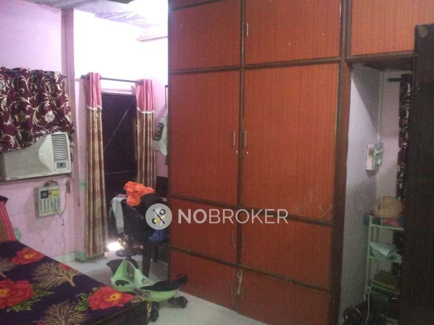 4+ BHK Flat In Dda Flats,  For Sale  In Lal Quarter, Arihant Nagar, Punjabi Bagh