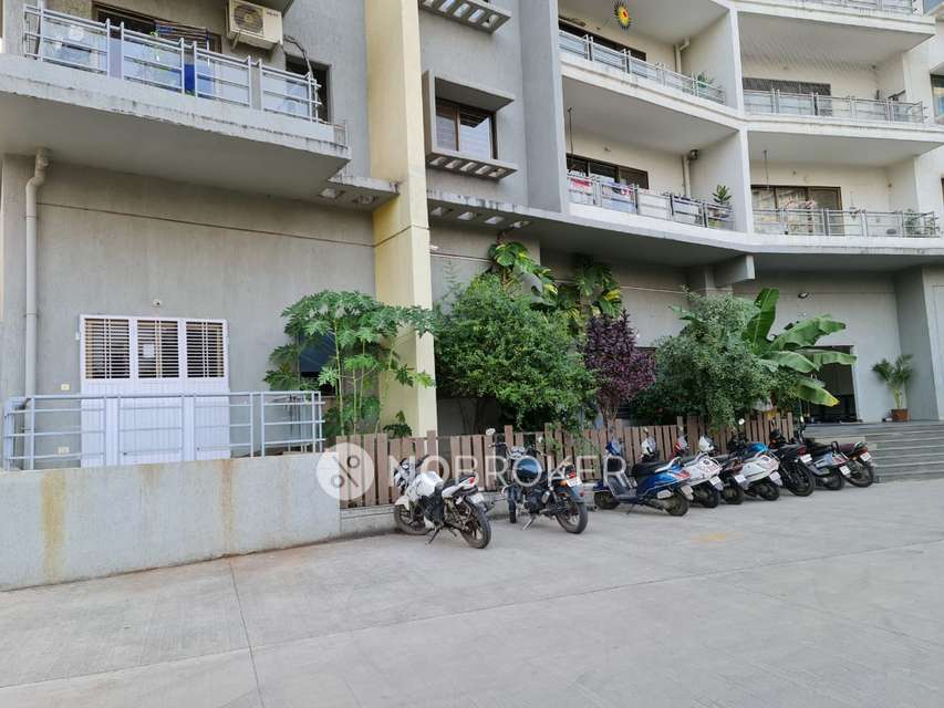 2 BHK Flat In Paranjape Blue Ridge Tower No 5 for Rent  In Hinjawadi