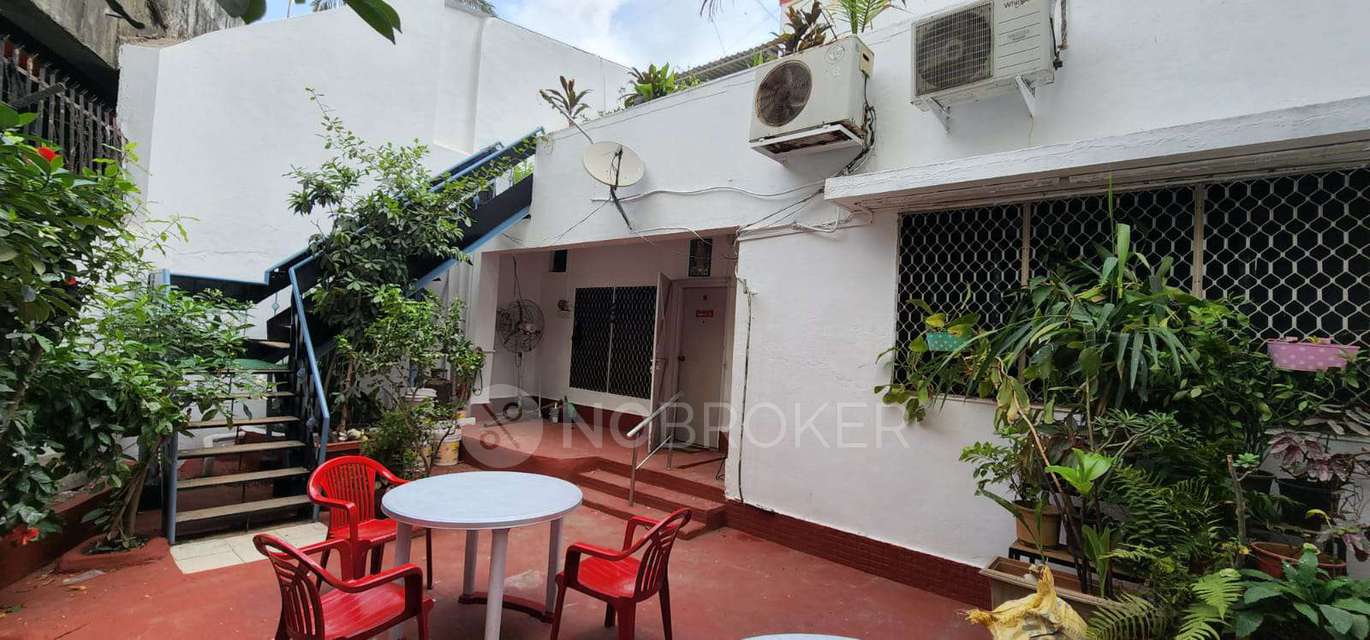 4 BHK Villa In Sai-trishul Chs For Sale  In Chembur