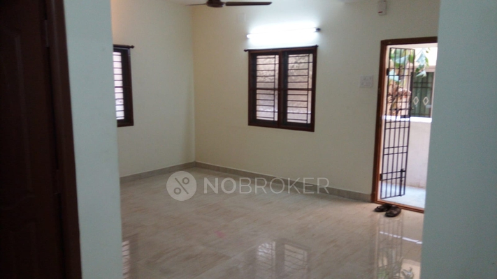 2 BHK Flat In Standalone Building  for Rent  In Velachery 