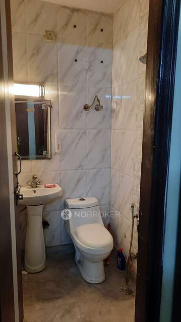 2 BHK Flat In Shivam Rwa Indrapuram For Sale  In Ghaziabad