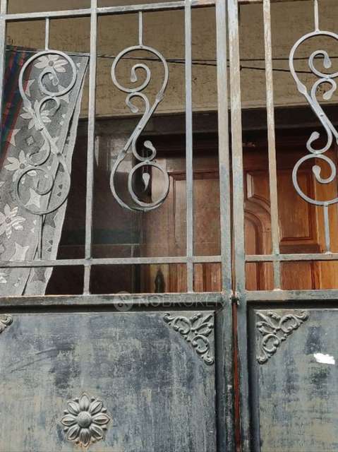 1 BHK Flat In Standalone Building  for Rent  In Hosakerehalli, 