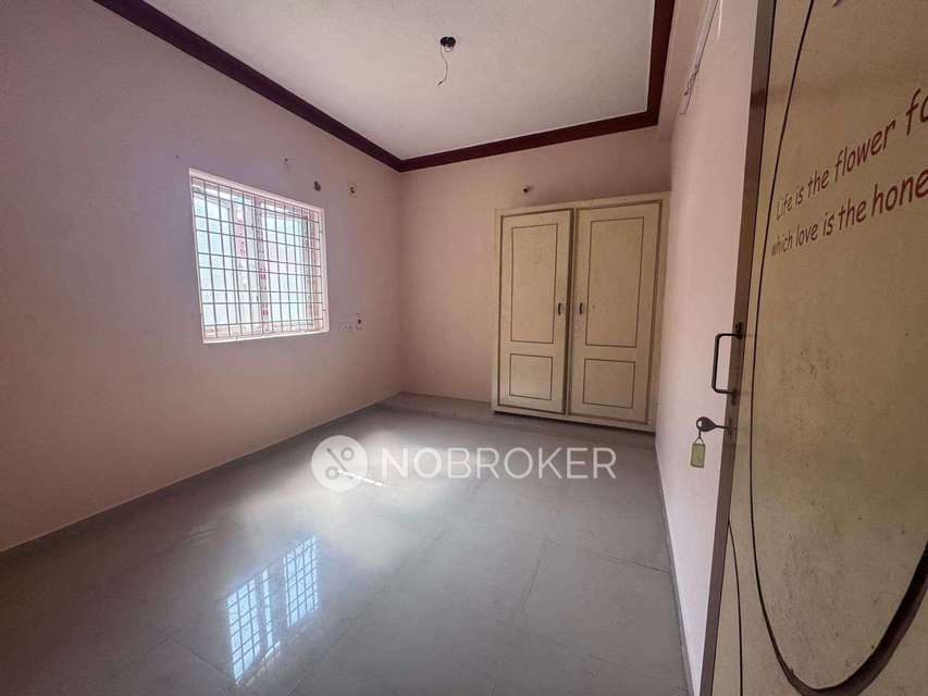 3 BHK Flat for Rent  In Thoraipakkam