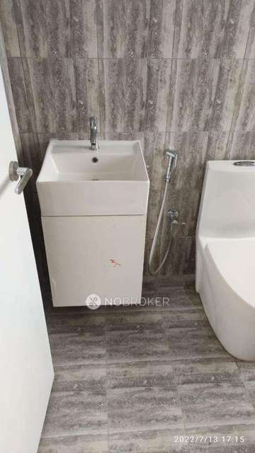 2 BHK Flat In Iconest3 For Sale  In Kachanayakanahalli