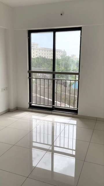 2 BHK Flat In Kingsbury At Pride World City for Rent  In Charholi Budru