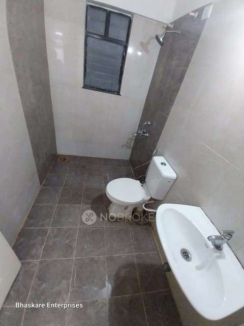 2 BHK Flat In Ivy Estate For Sale  In  Wagholi, Pune