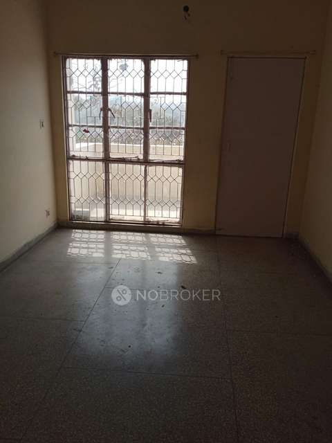 2 BHK Flat In Adharsh Apatment  For Sale  In Dwarka 