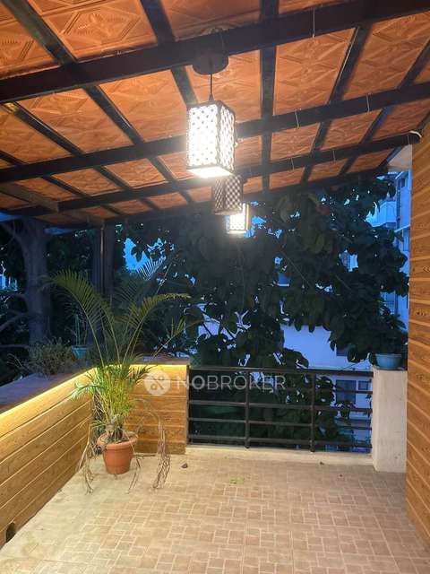 4+ BHK Flat For Sale  In Hbr Layout