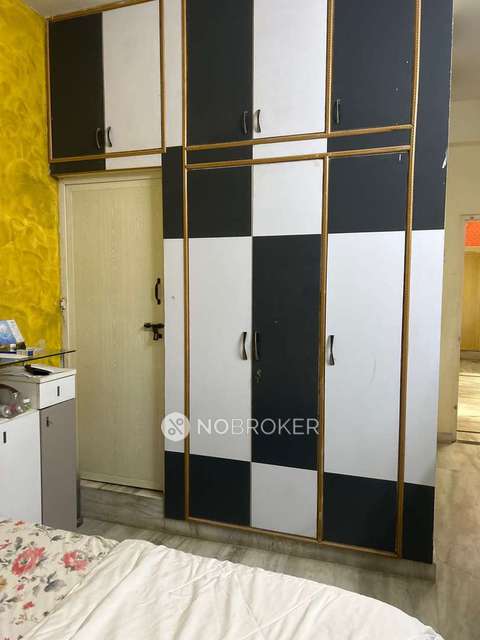 4+ BHK Flat For Sale  In Hbr Layout