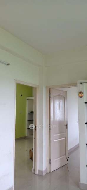 2 BHK Flat In Manasarovar Apartment For Sale  In Mudichur