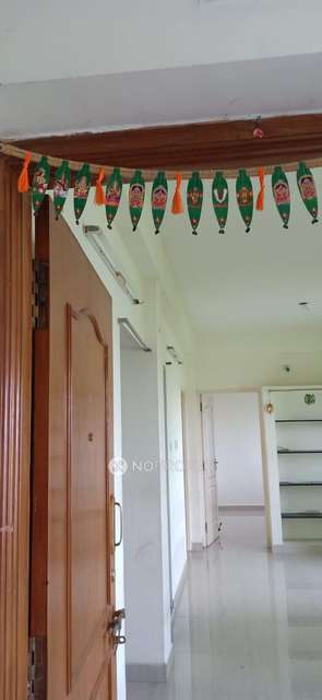 2 BHK Flat In Manasarovar Apartment For Sale  In Mudichur