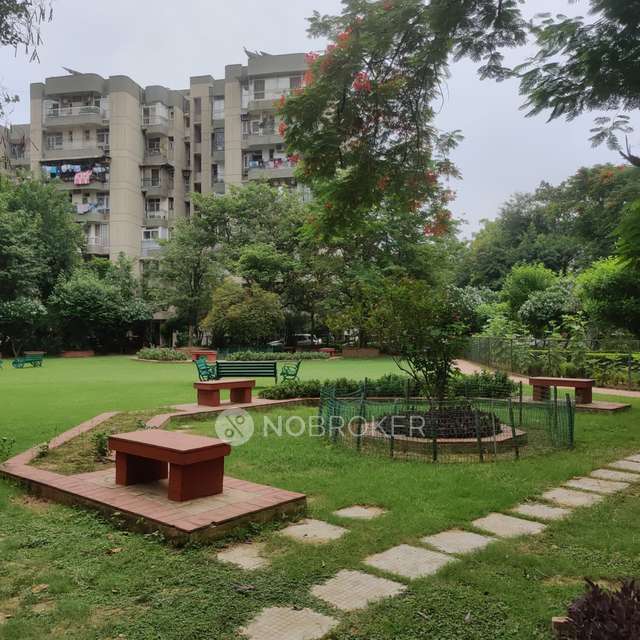 3 BHK Flat In Devinder Vihar for Rent  In Sector 56
